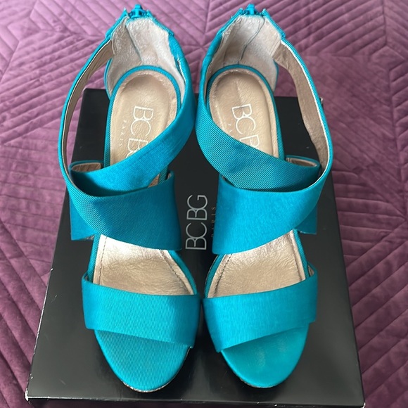 EUC BCBG Rando, 9 - Picture 2 of 6